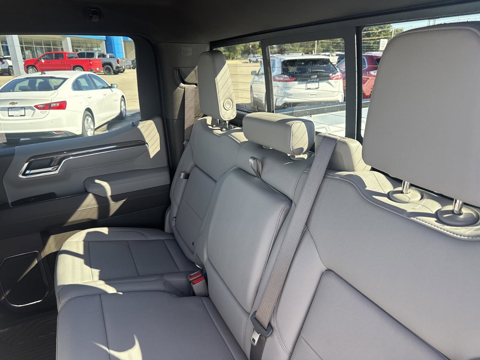 New 2026 Chevrolet Silverado 1500 LT w/ Z71 Off-Road Package image 12