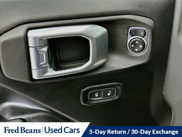 Used 2023 Jeep Gladiator Sport AWD/4WD image 24