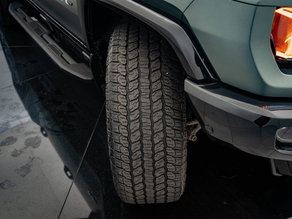 Used 2024 GMC Hummer EV 3X image 53