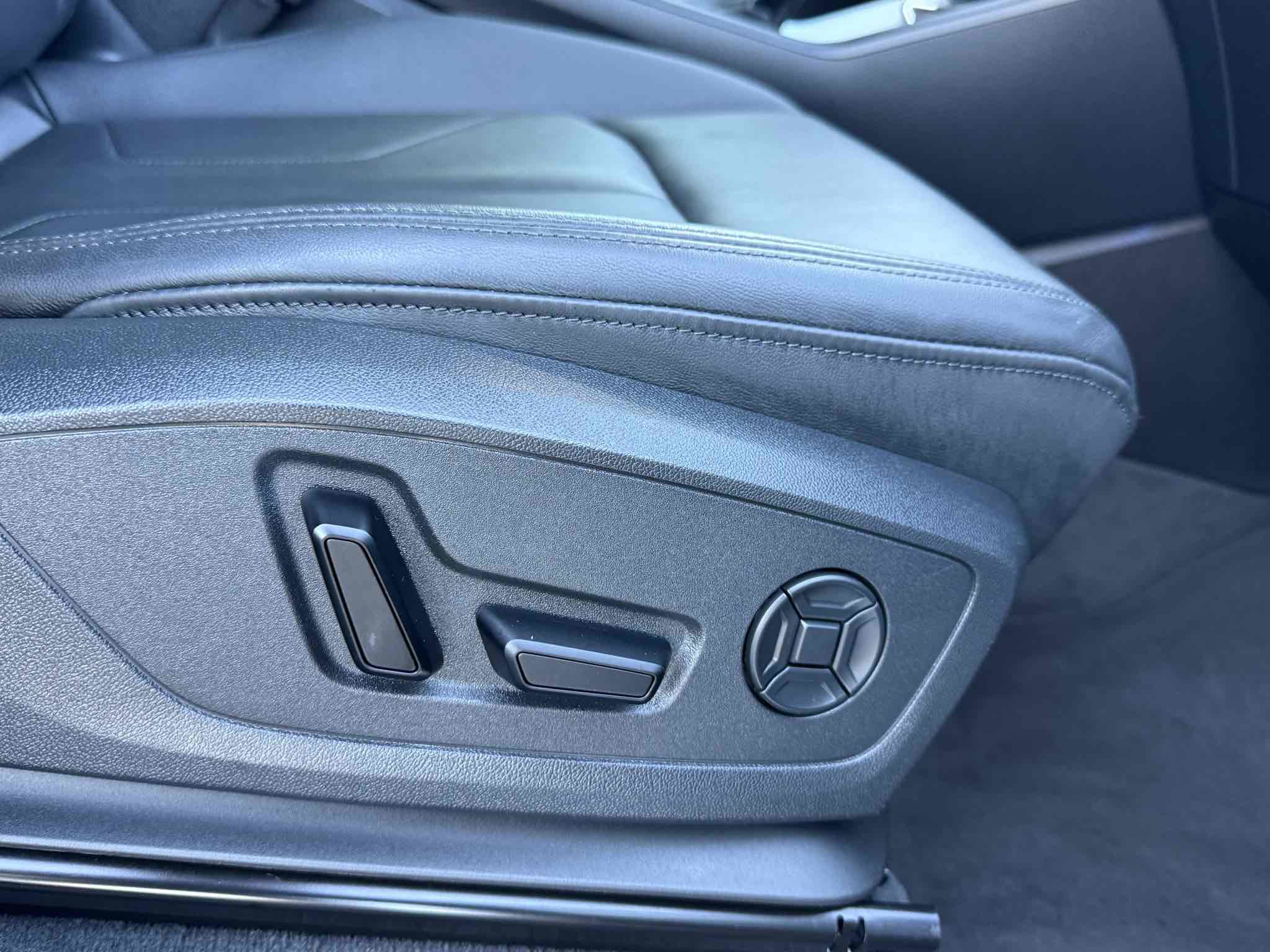 Used 2022 Audi Q3 2.0T Premium Plus w/ Premium Plus Package image 51