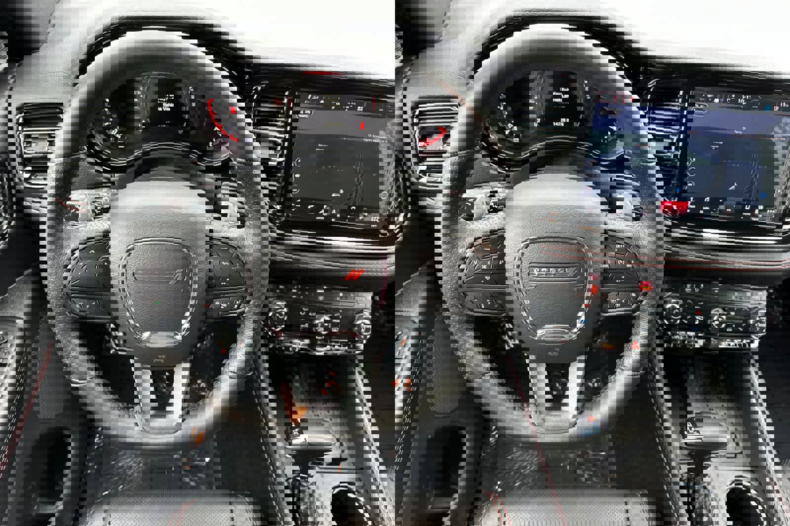 Used 2025 Dodge Durango GT image 14