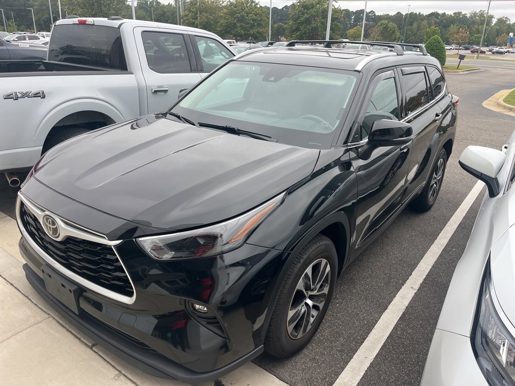 Certified 2022 Toyota Highlander XLE
