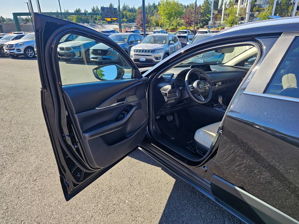 Certified 2023 MAZDA CX-30 AWD 2.5 S w/ Preferred Package image 19