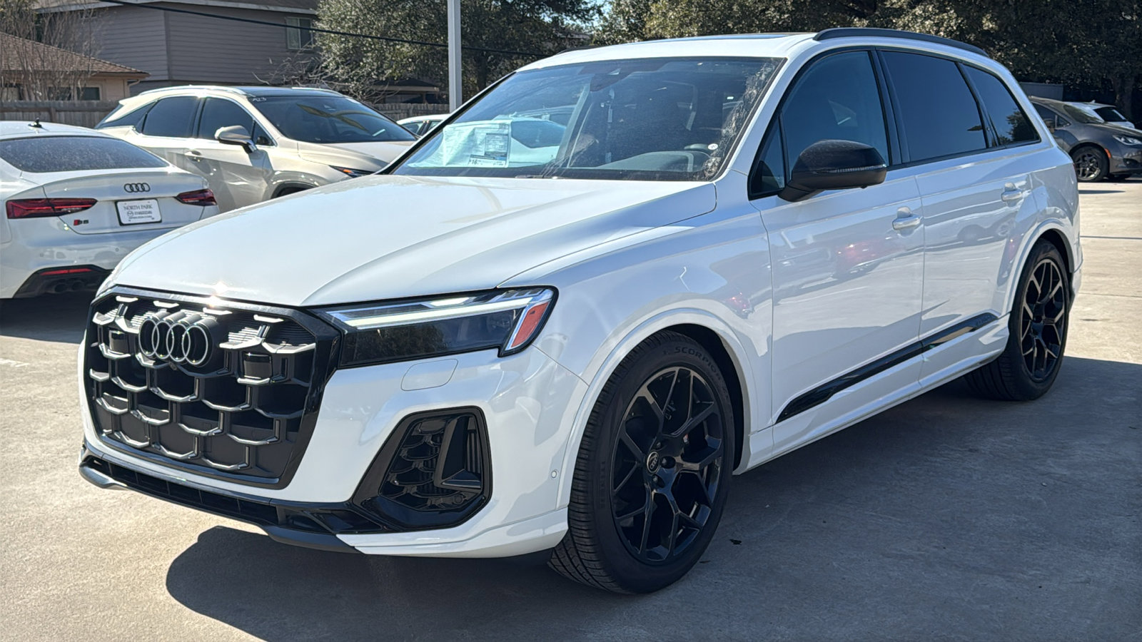 New 2026 Audi SQ7 Premium Plus image 3