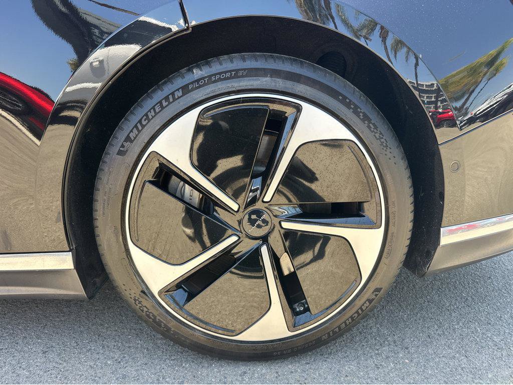 Used 2023 Lucid Air Touring AWD/4WD image 14