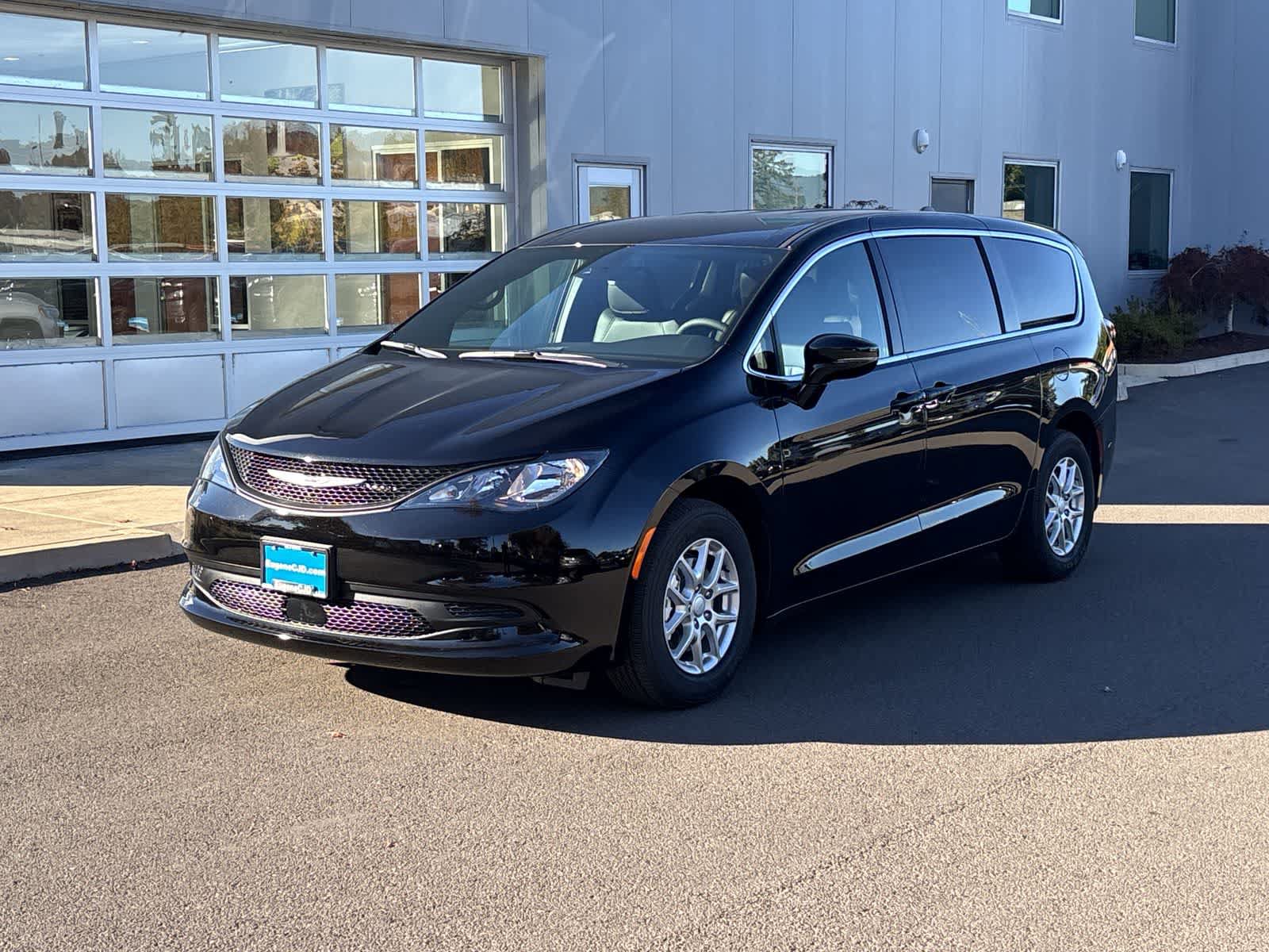 New 2027 Chrysler Pacifica LX