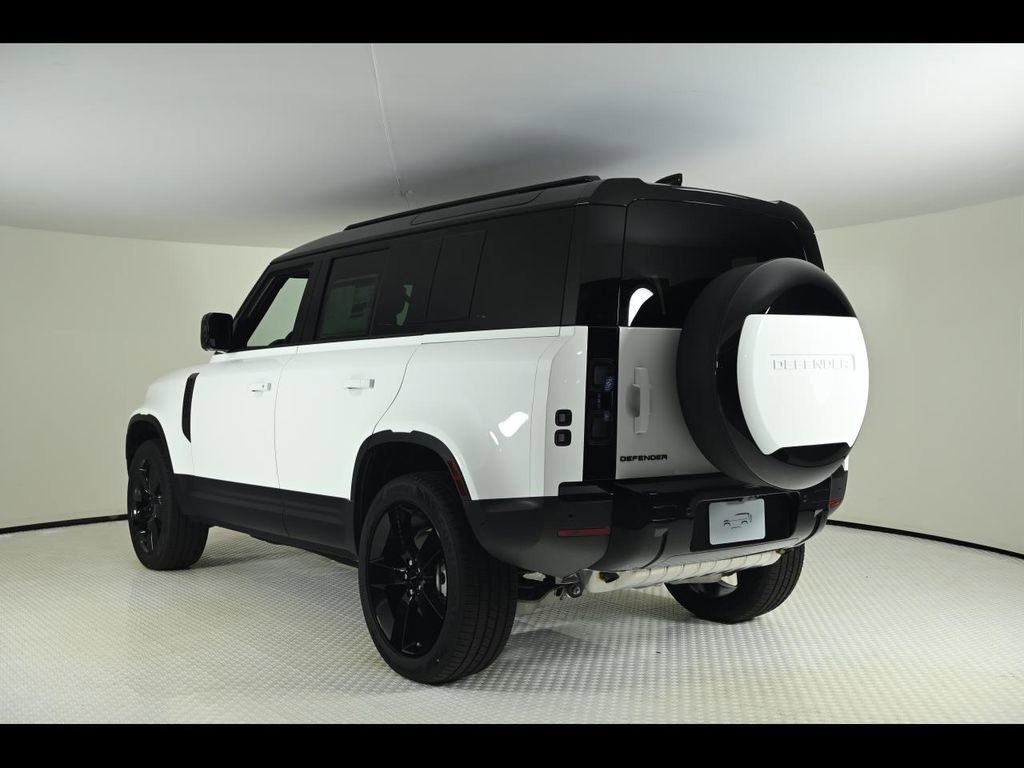 New 2026 Land Rover Defender 110 S image 3