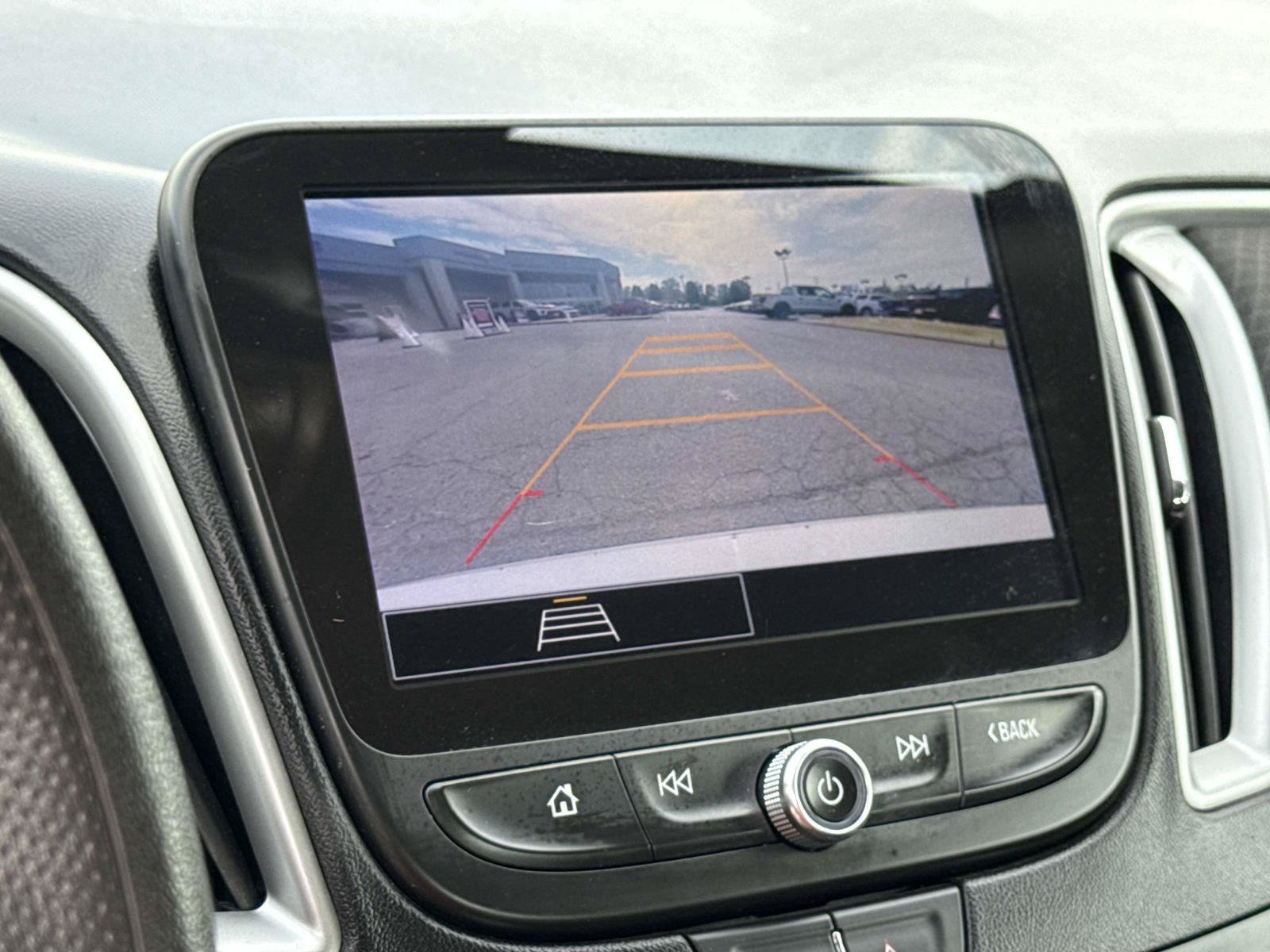 Used 2024 Chevrolet Malibu LT FWD image 23