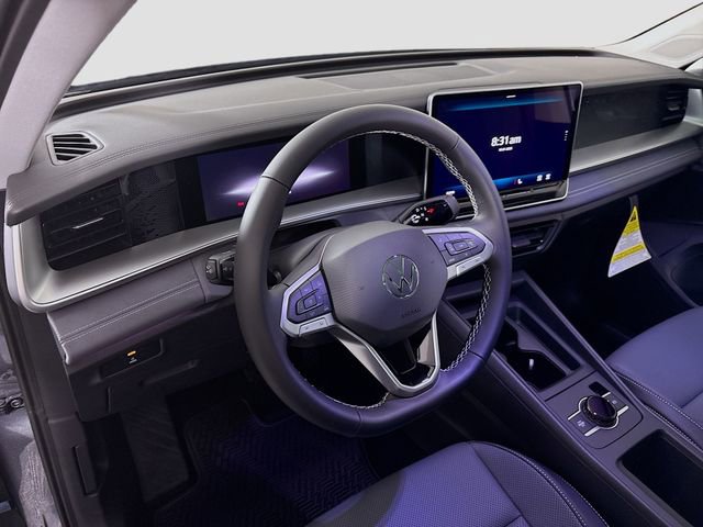 New 2025 Volkswagen Tiguan SE image 9