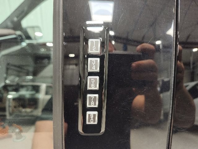 Used 2023 Ford F150 Lariat w/ Equipment Group 502A High AWD/4WD image 11