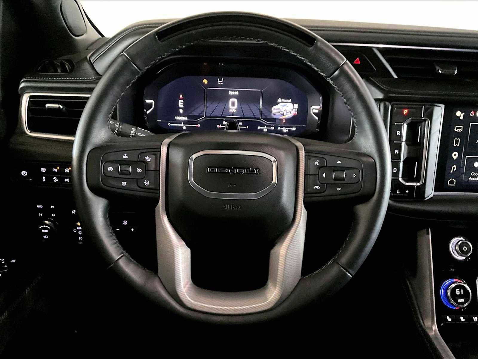 Used 2024 GMC Yukon XL Denali w/ Denali Reserve Package image 18