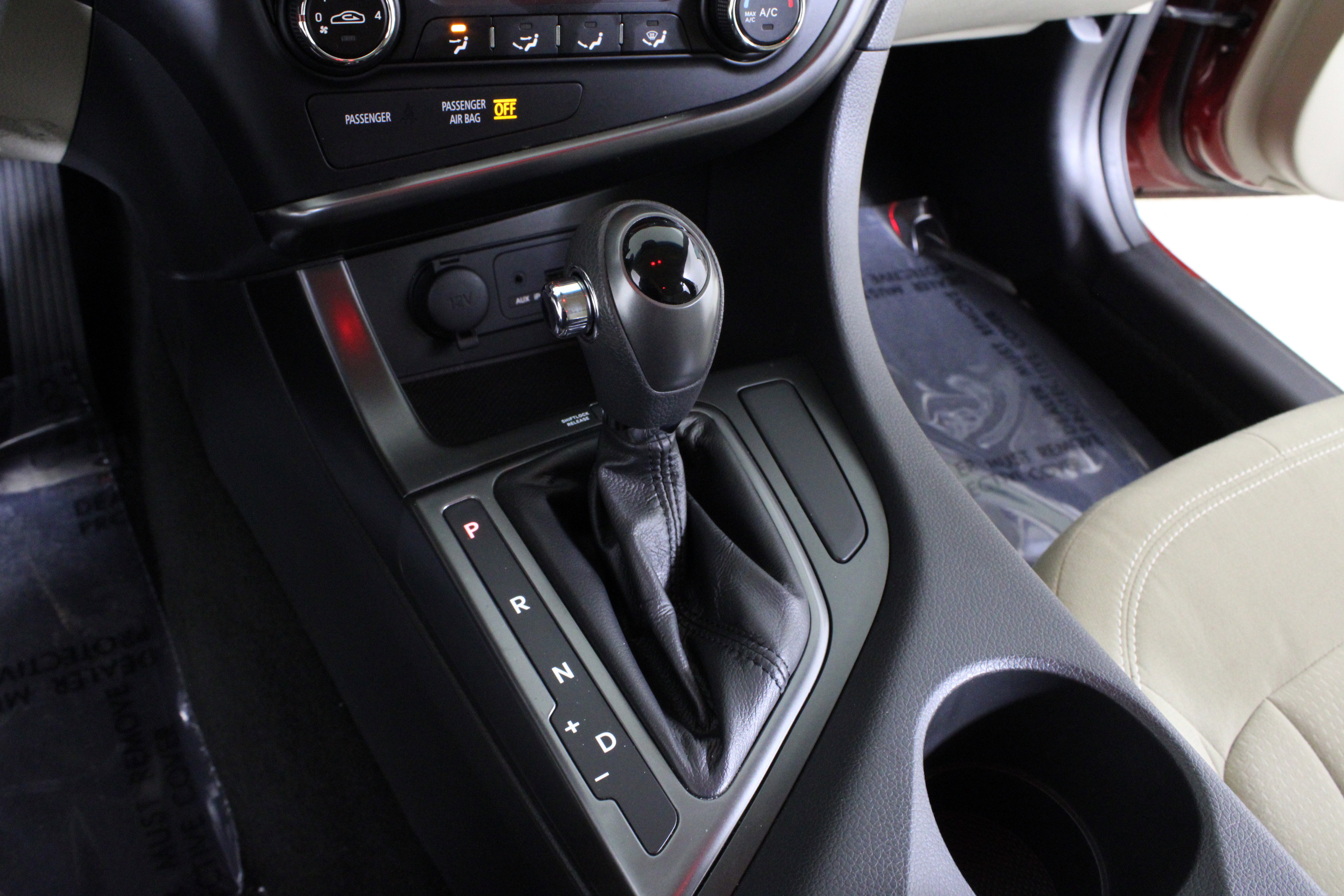 Used 2011 Kia Optima LX image 20