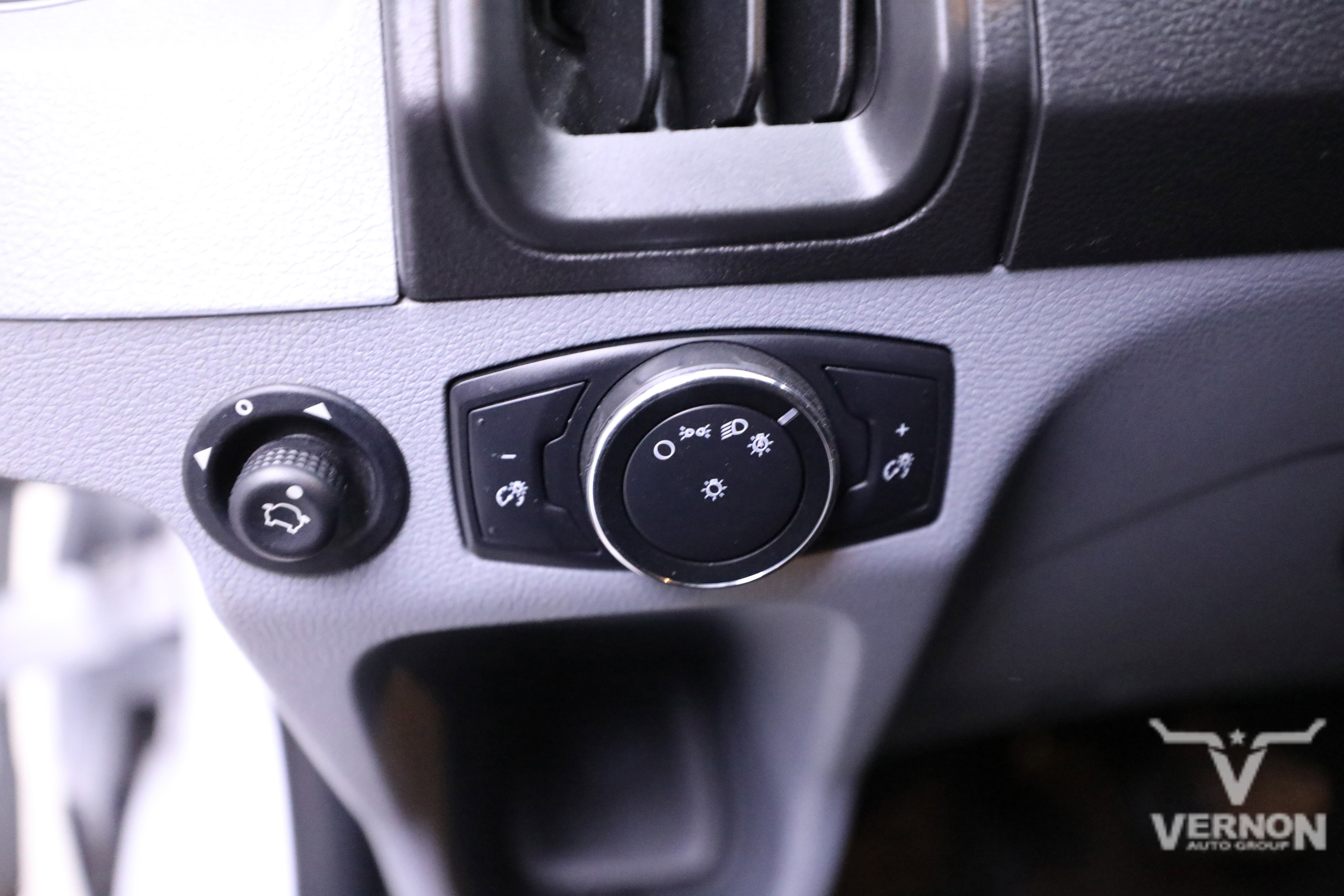 Used 2016 Ford Transit 350 XLT image 17