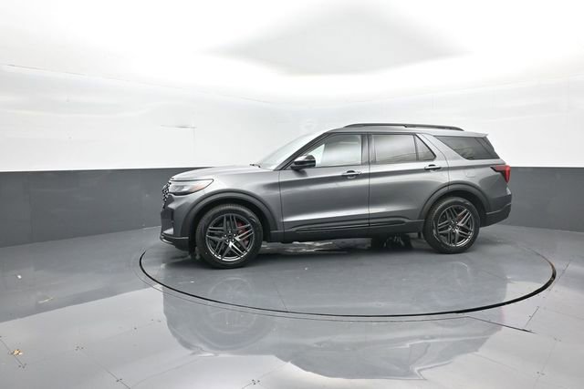 New 2026 Ford Explorer ST image 4