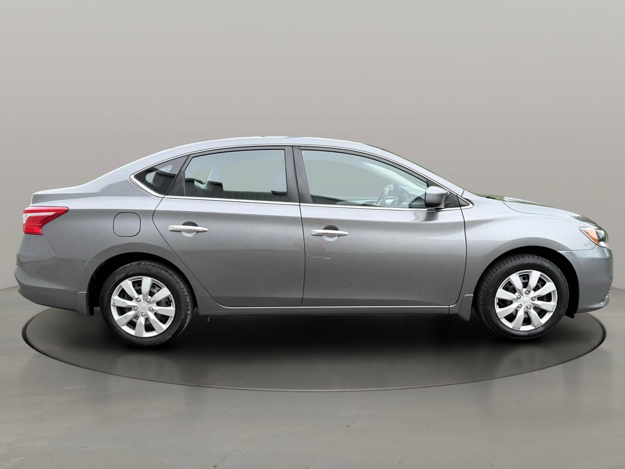 Used 2019 Nissan Sentra S FWD image 8