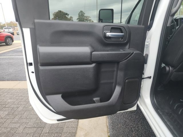 Used 2024 Chevrolet Silverado 3500 W/T image 13