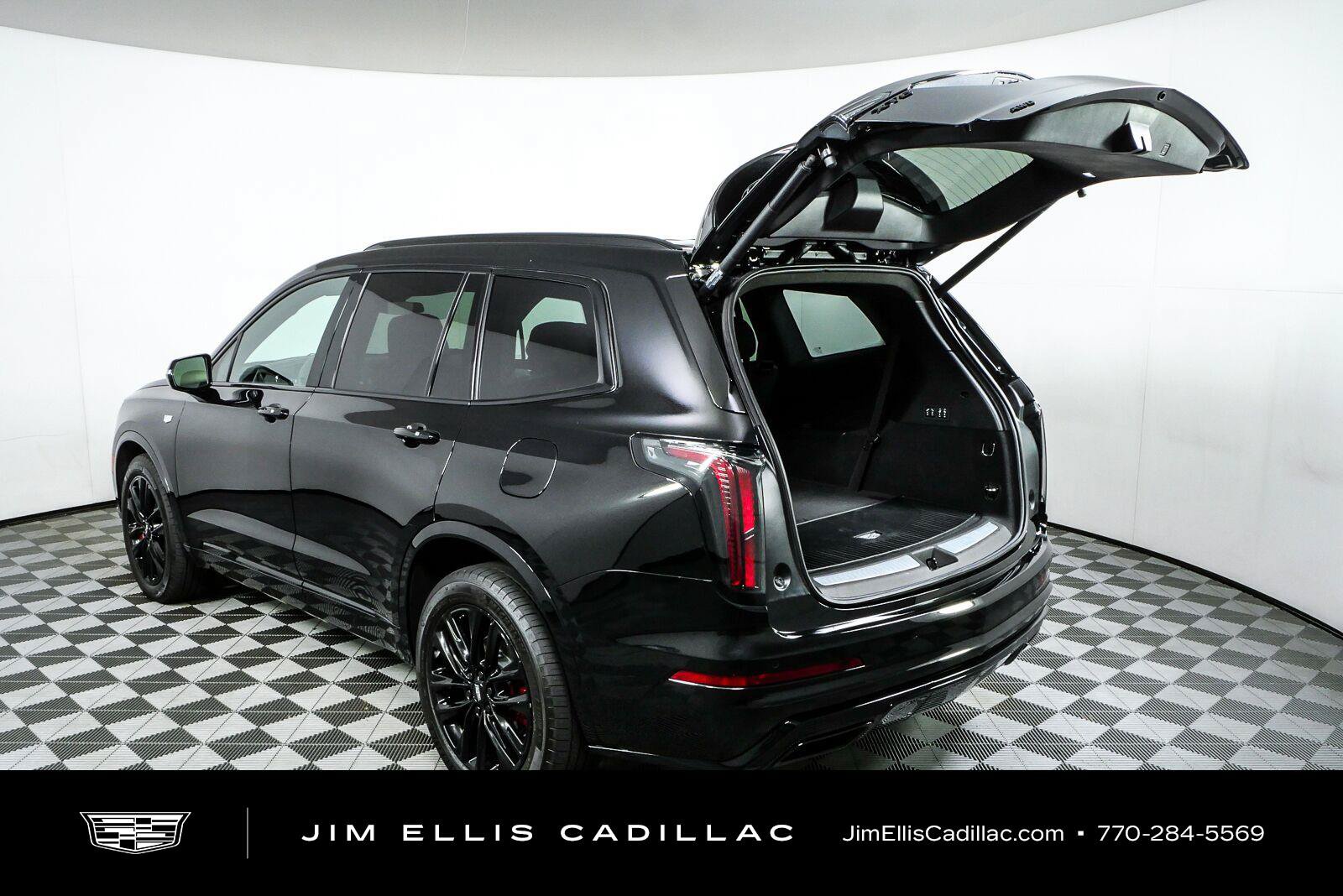 Used 2024 Cadillac XT6 Sport w/ LPO, ONYX Package AWD/4WD image 37