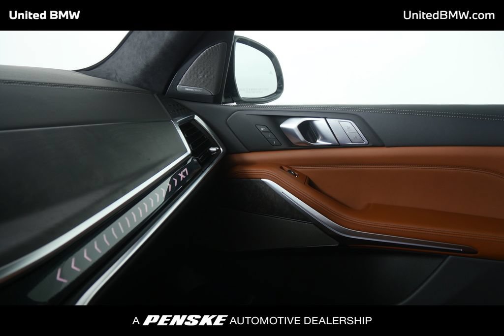 New 2027 BMW X7 xDrive40i w/ M Sport Package AWD/4WD image 24