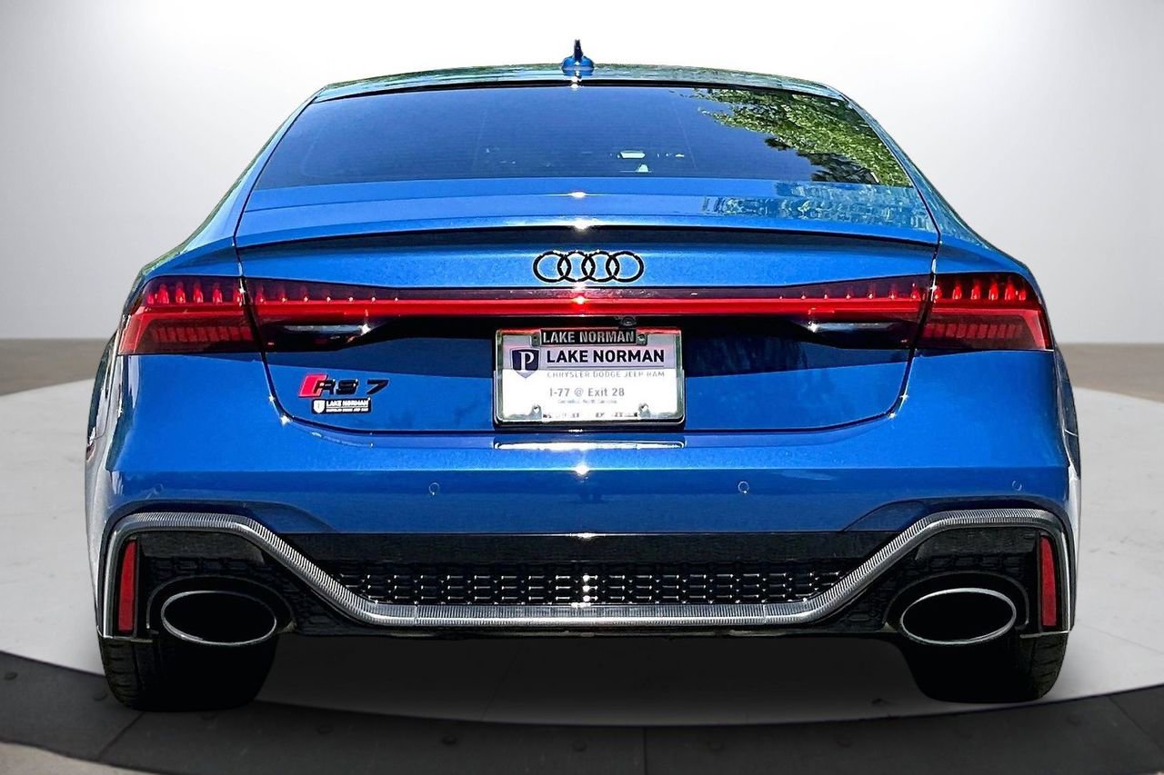 Used 2024 Audi RS 7 Performance AWD/4WD image 8