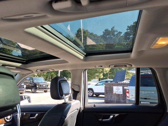 Used 2015 Mercedes-Benz GLK 350 4MATIC image 15