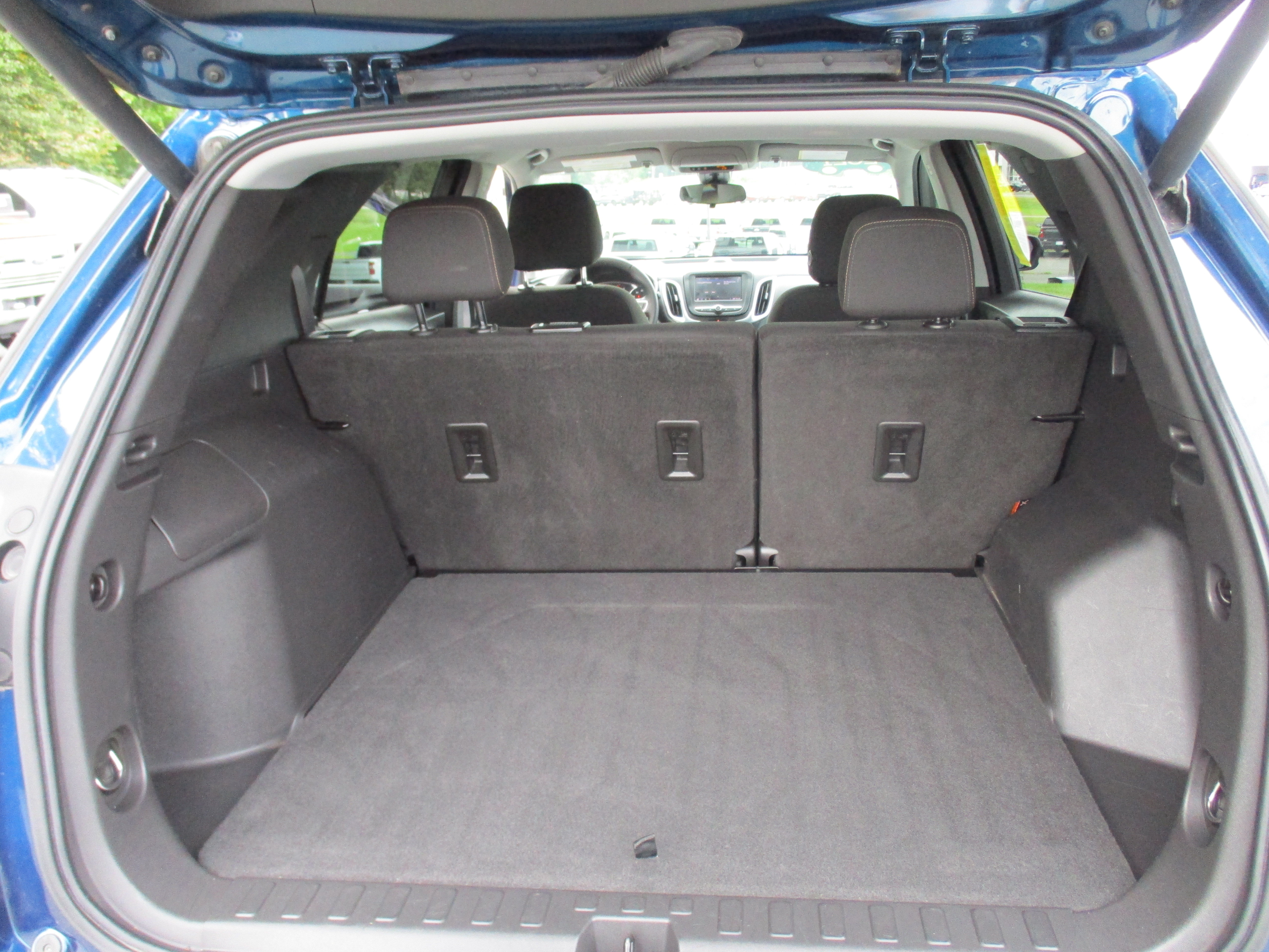 Used 2021 Chevrolet Equinox LT AWD/4WD image 14