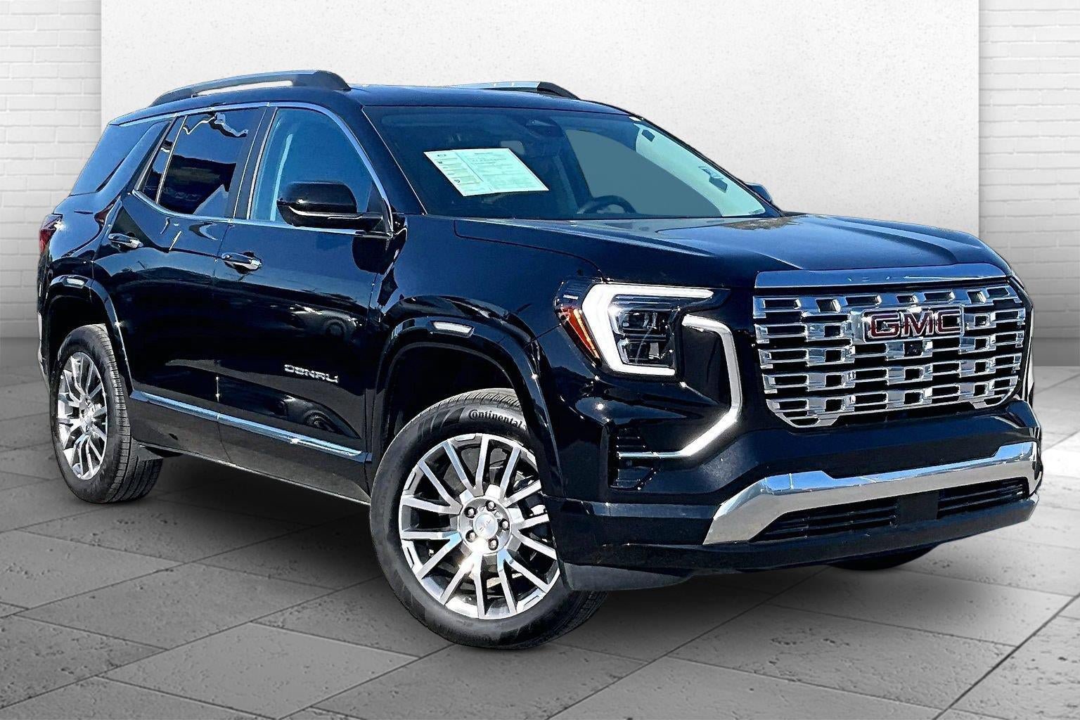 Used 2026 GMC Terrain Denali w/ LPO, Floor Liner Package AWD/4WD image 1