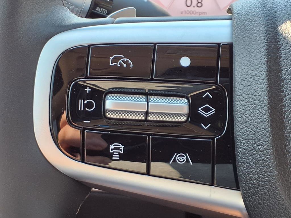 New 2026 Genesis GV70 2.5T Select image 11