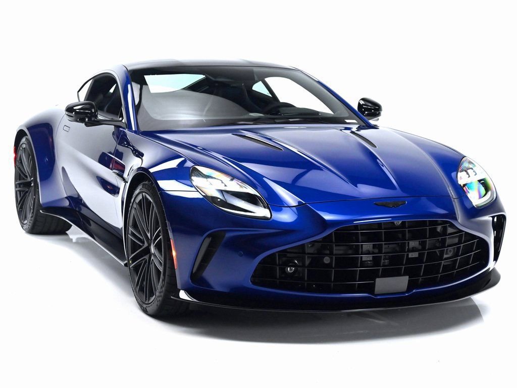 New 2026 Aston Martin V8 Vantage Coupe image 3