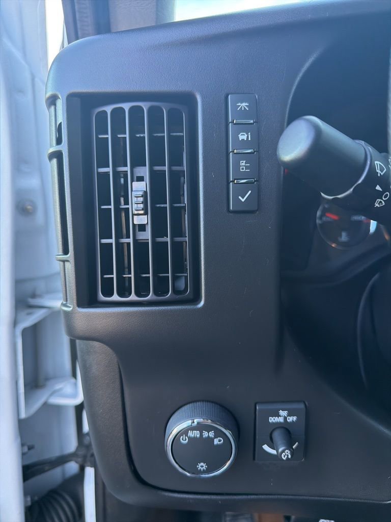 Used 2023 Chevrolet Express 3500 LS image 13