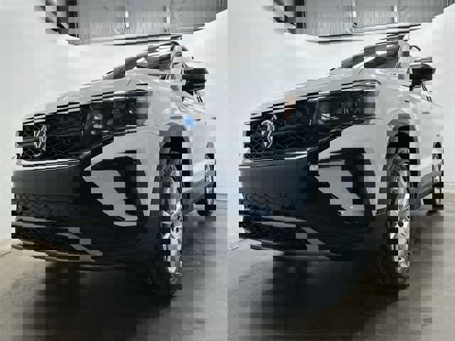 Certified 2023 Volkswagen Taos S image 28