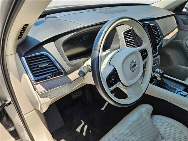 Used 2021 Volvo XC90 T6 Inscription AWD/4WD image 10