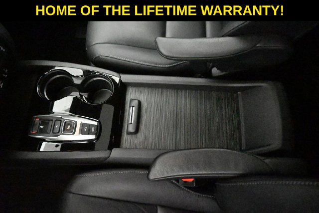 Used 2017 Honda Pilot Touring image 27
