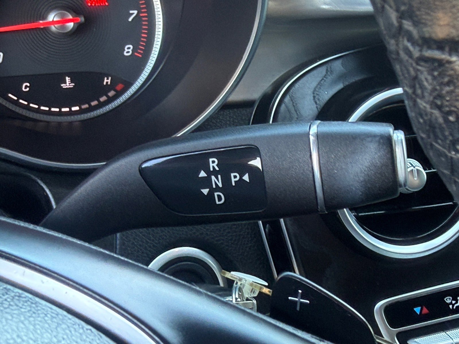 Used 2019 Mercedes-Benz GLC 300 image 27