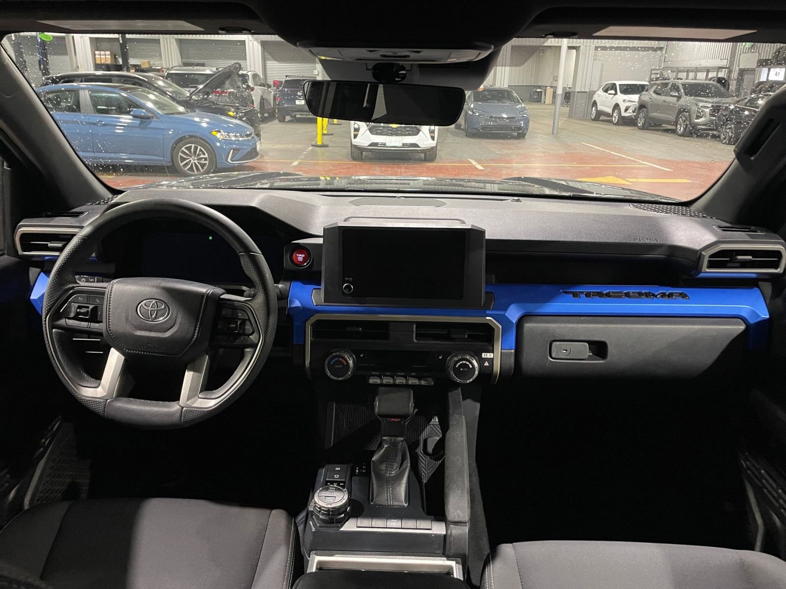 Used 2025 Toyota Tacoma TRD Off-Road image 31