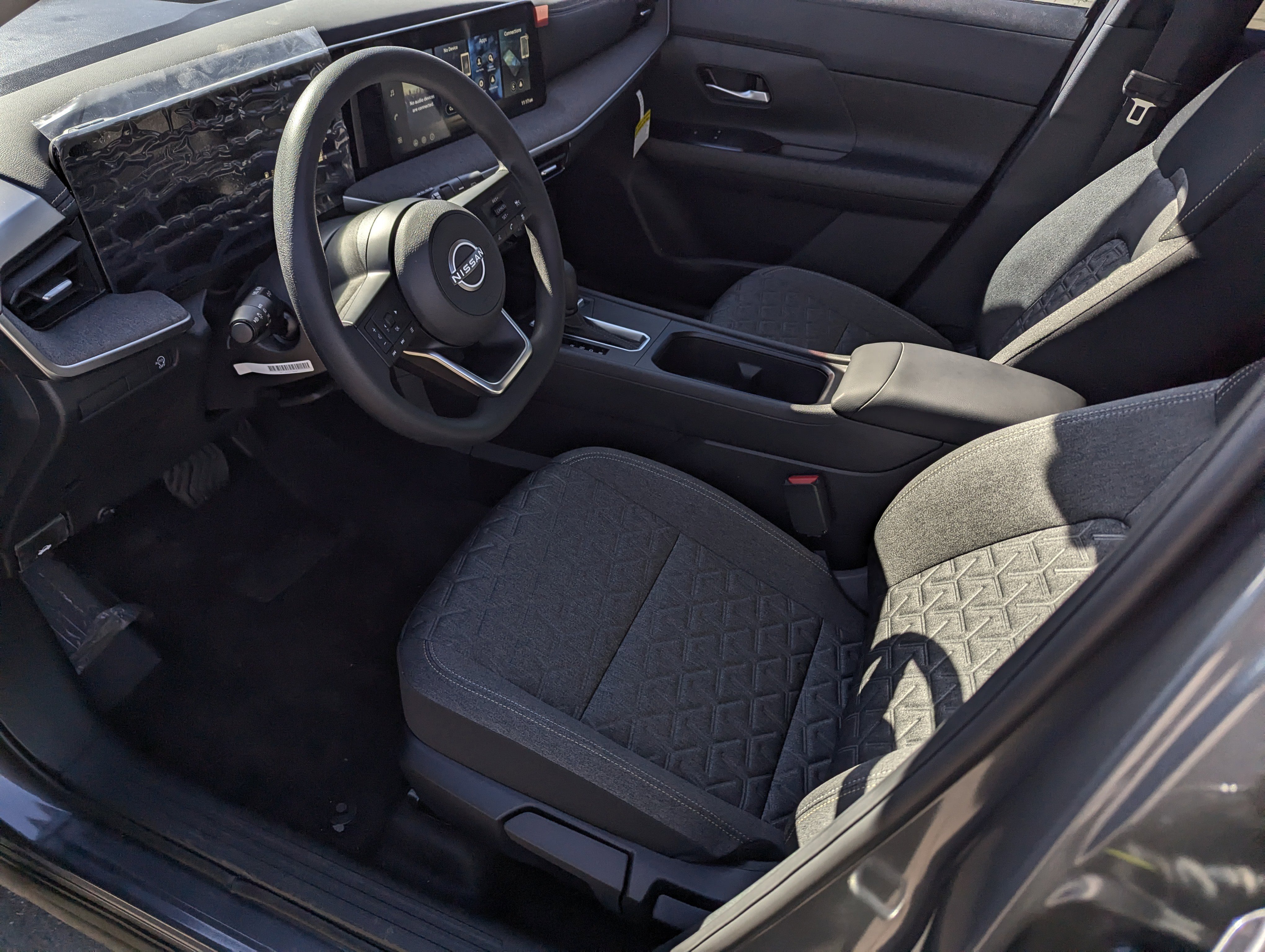 New 2026 Nissan Kicks SV image 9