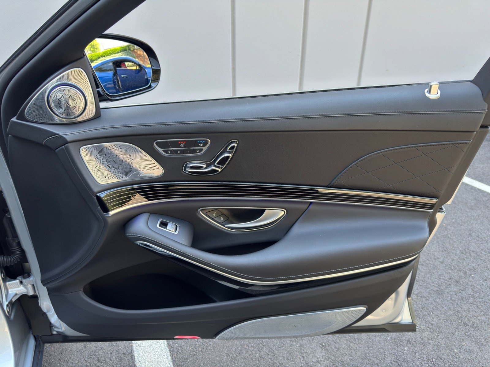 Used 2020 Mercedes-Benz Maybach S 560 4MATIC image 70