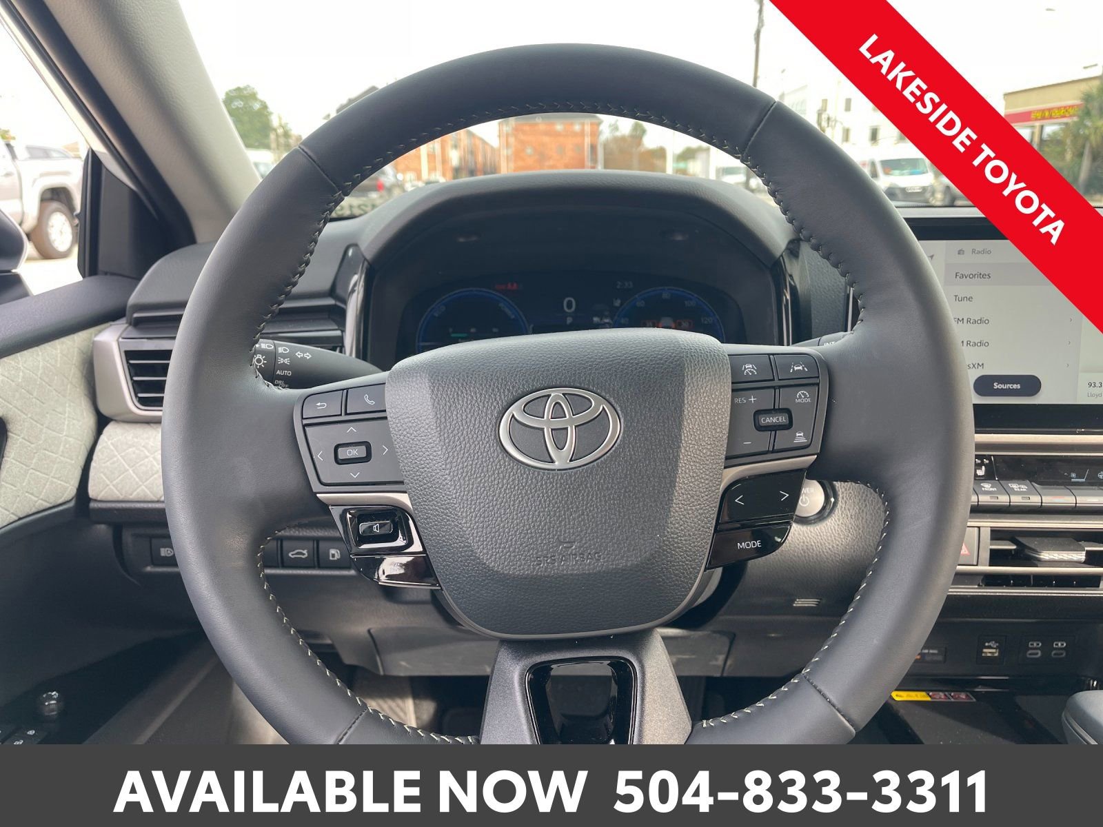 Used 2025 Toyota Camry XLE image 22