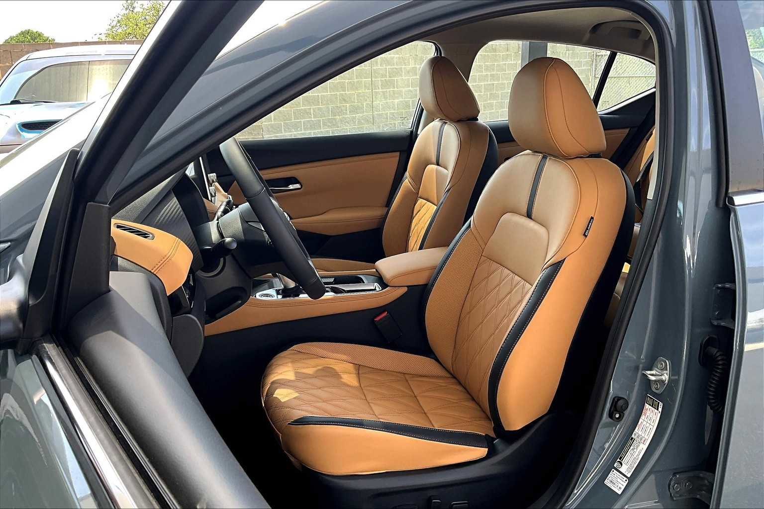 New 2025 Nissan Sentra SV w/ SV Premium Package image 15