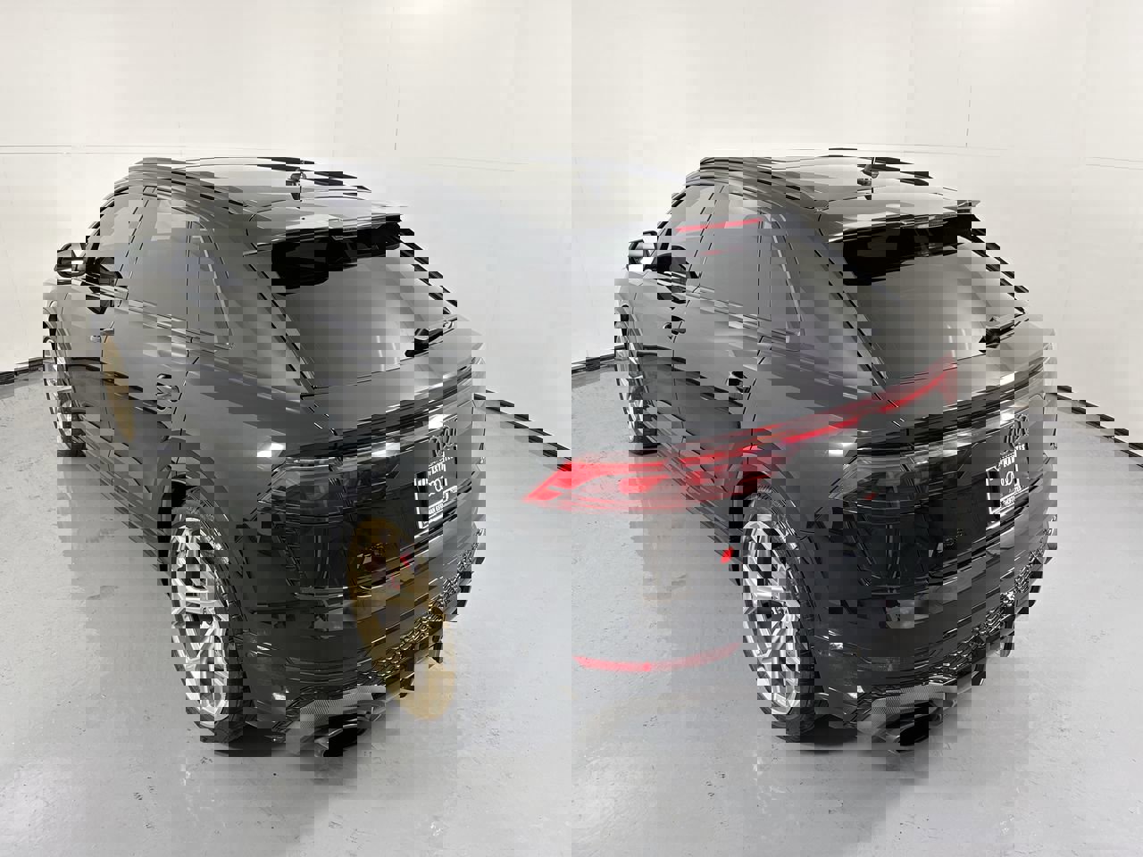 Certified 2025 Audi RS Q8 performance w/ Matte Carbon Package AWD/4WD image 32