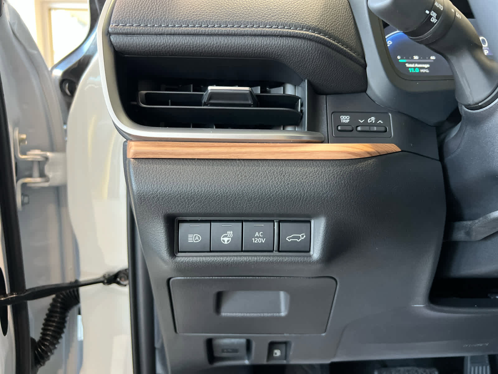 New 2026 Toyota Grand Highlander Limited image 23