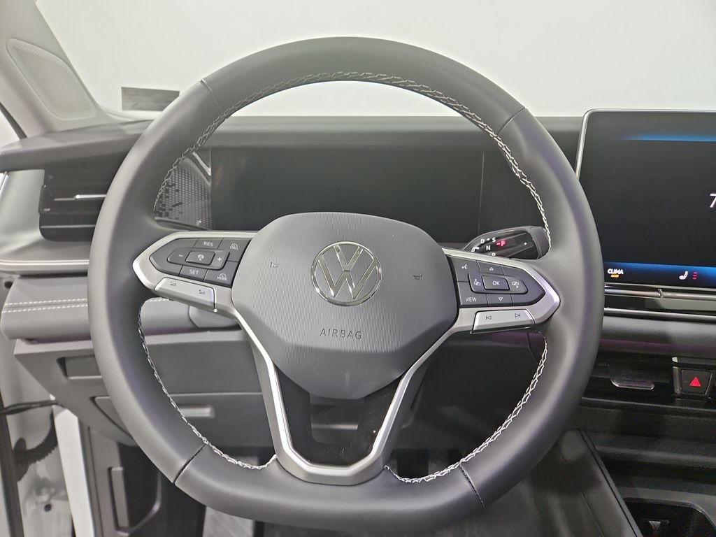 New 2026 Volkswagen Tiguan SE AWD/4WD image 14