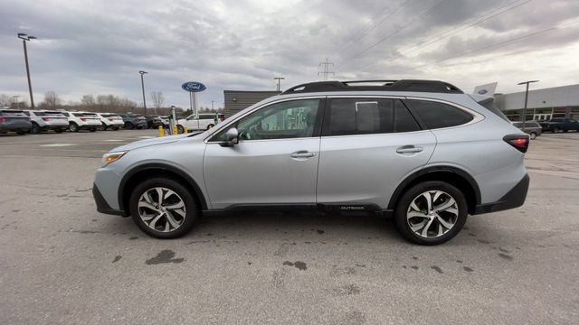 Used 2021 Subaru Outback Limited image 6