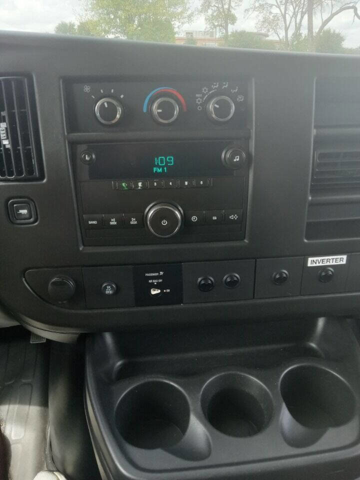 Used 2013 Chevrolet Express 2500 w/ Cold Climate Package image 15