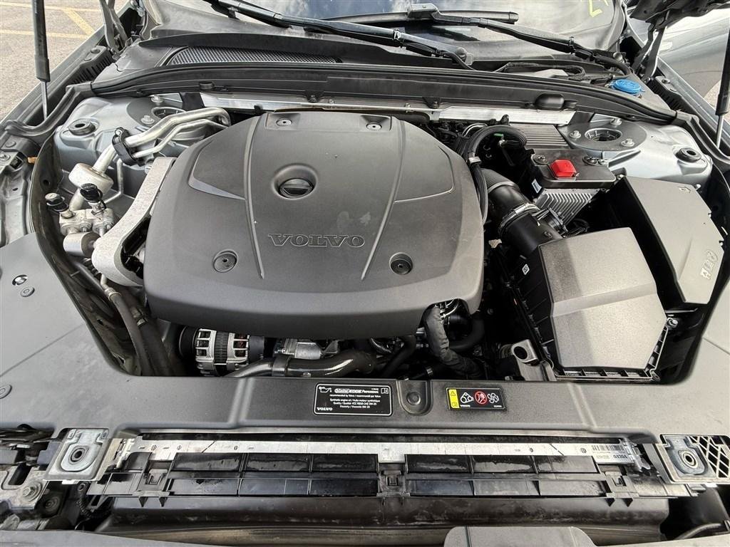 Used 2019 Volvo S60 T5 R-Design FWD image 28
