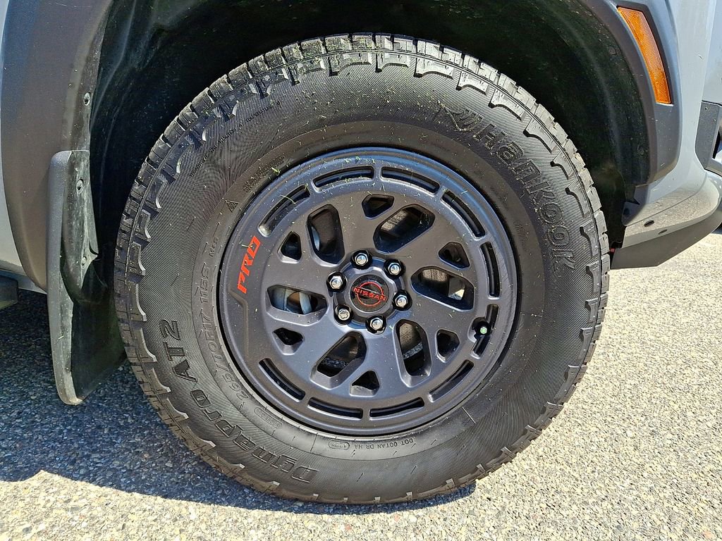 Used 2025 Nissan Frontier PRO-4X w/ Pro Premium Package image 10