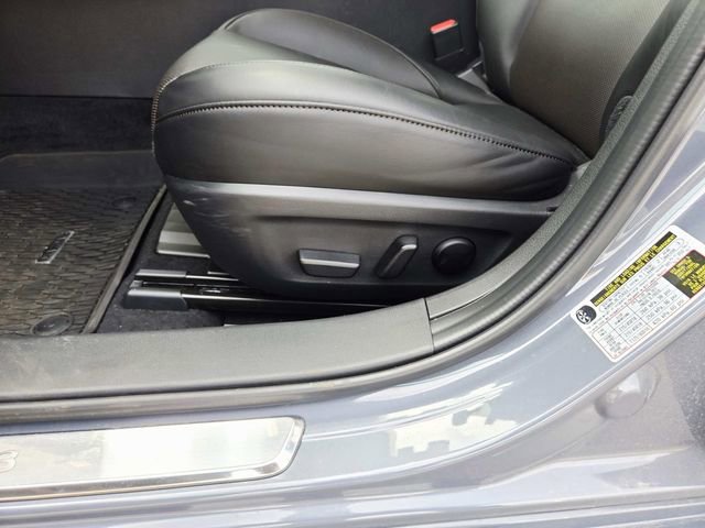 Certified 2025 MAZDA MAZDA3 Hatchback w/Premium Plus Pkg image 35