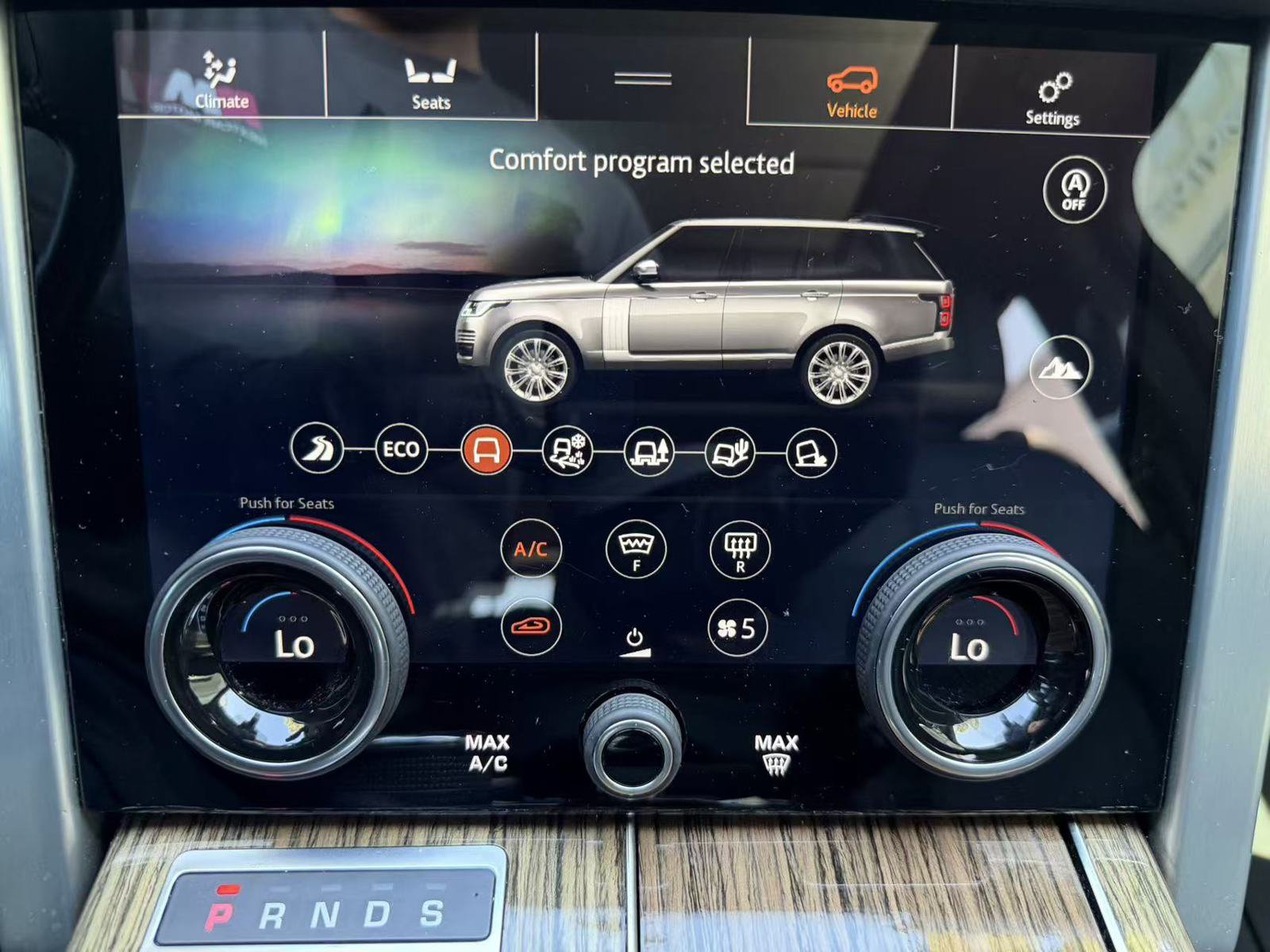 Used 2019 Land Rover Range Rover HSE AWD/4WD image 19