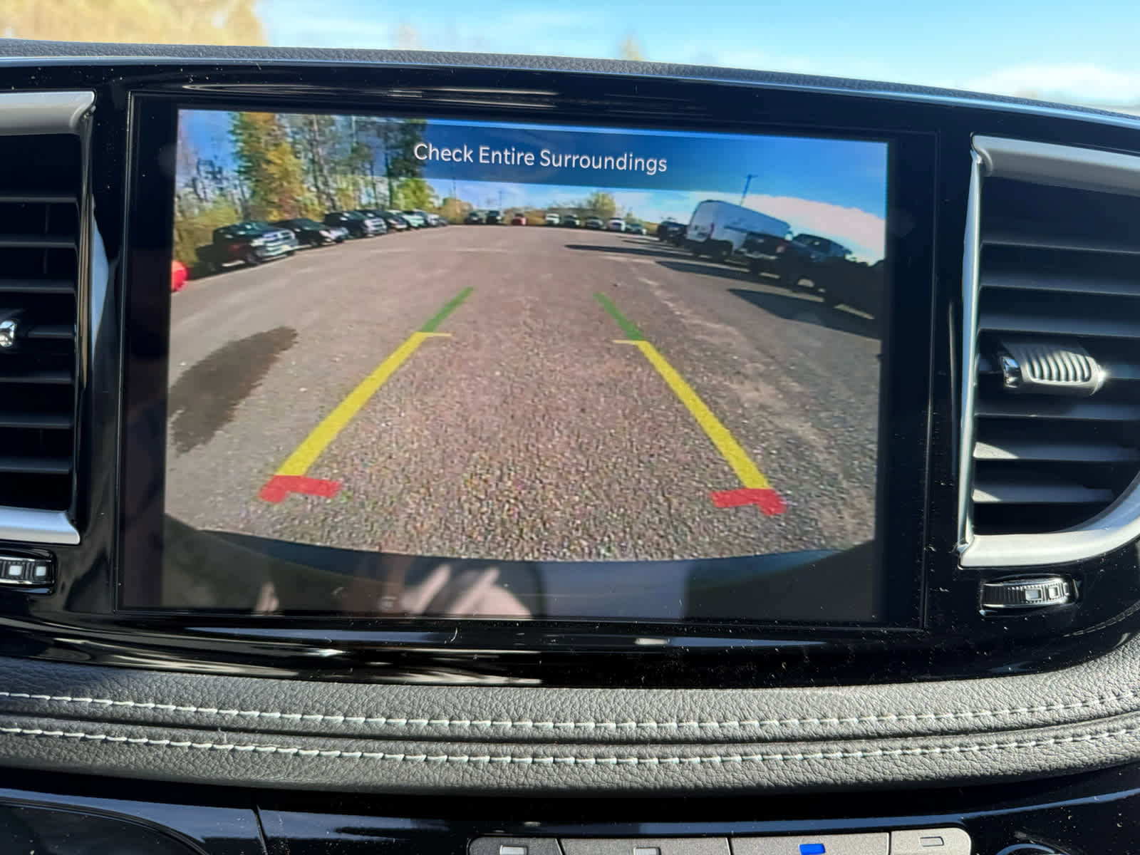 New 2026 Chrysler Pacifica Select image 28