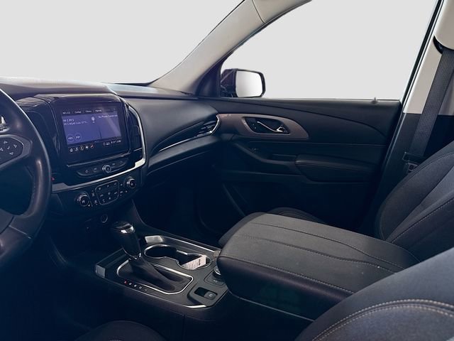 Used 2020 Chevrolet Traverse LT image 23
