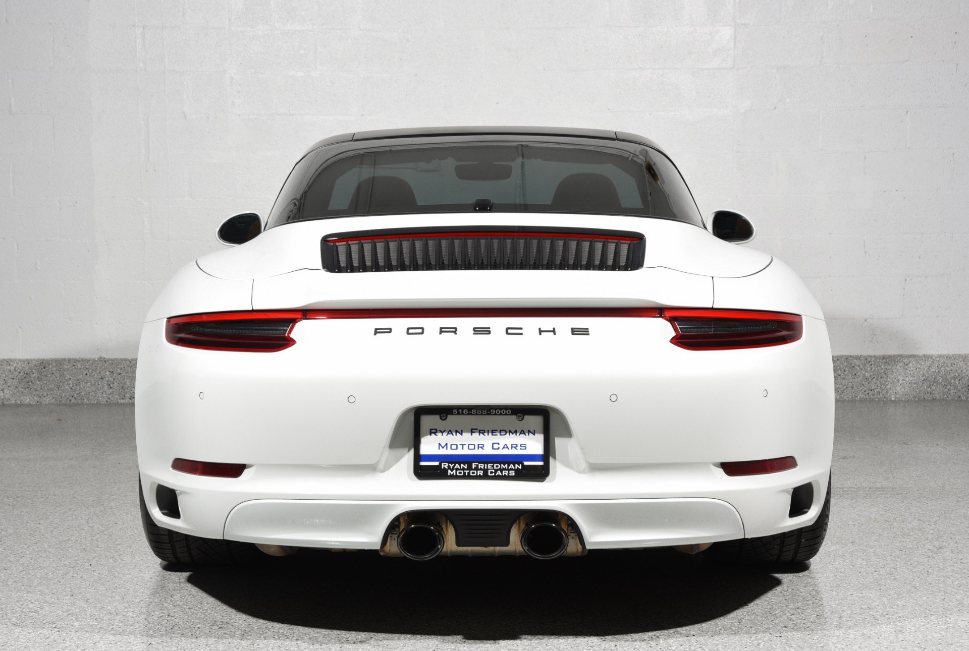 Used 2019 Porsche 911 Targa 4 GTS AWD/4WD image 11